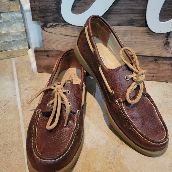 Sperry Top Sider Women's Brown Leather Loafer Size